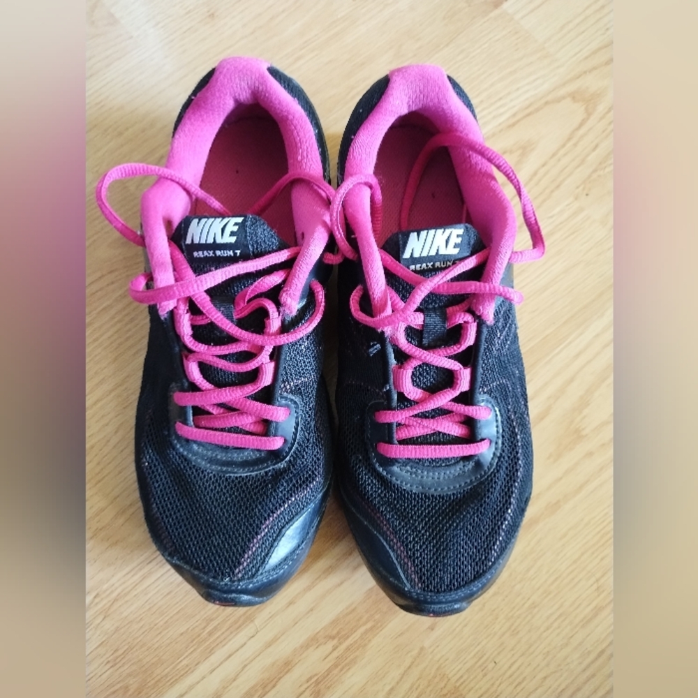 Nike reax run 7 size 7